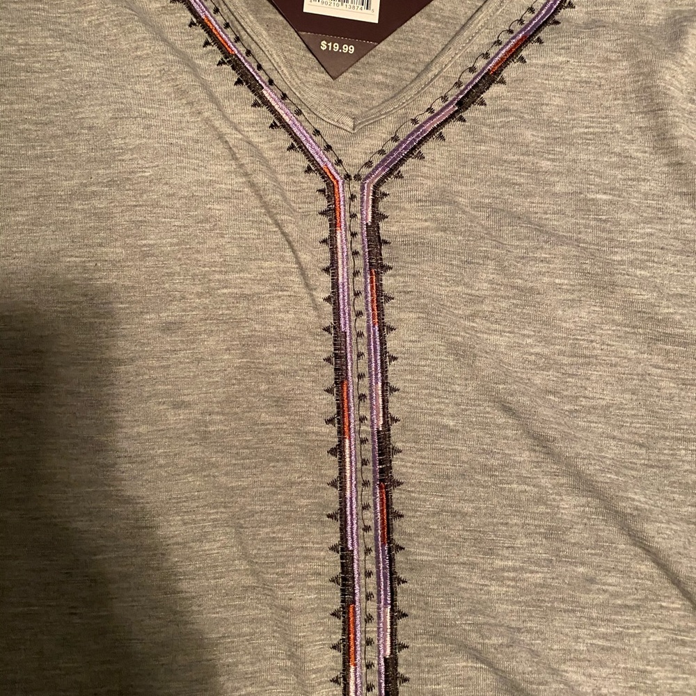Grey Tee - Picture 2 of 2